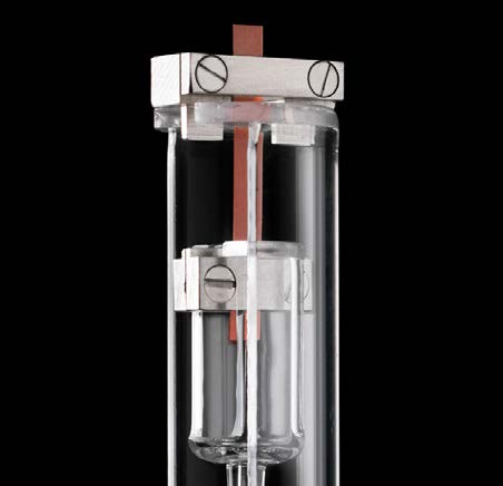 TA485-Figure-03-07May24 Figure 3. Film/fiber probe for the TMA 450 RH loaded with a film.